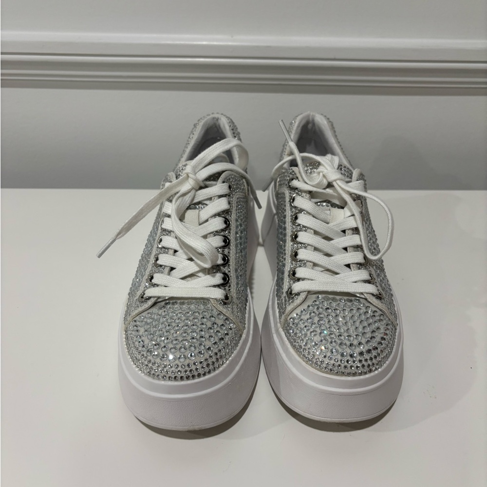 Wishbone Silver Crystal Sneakers size 6